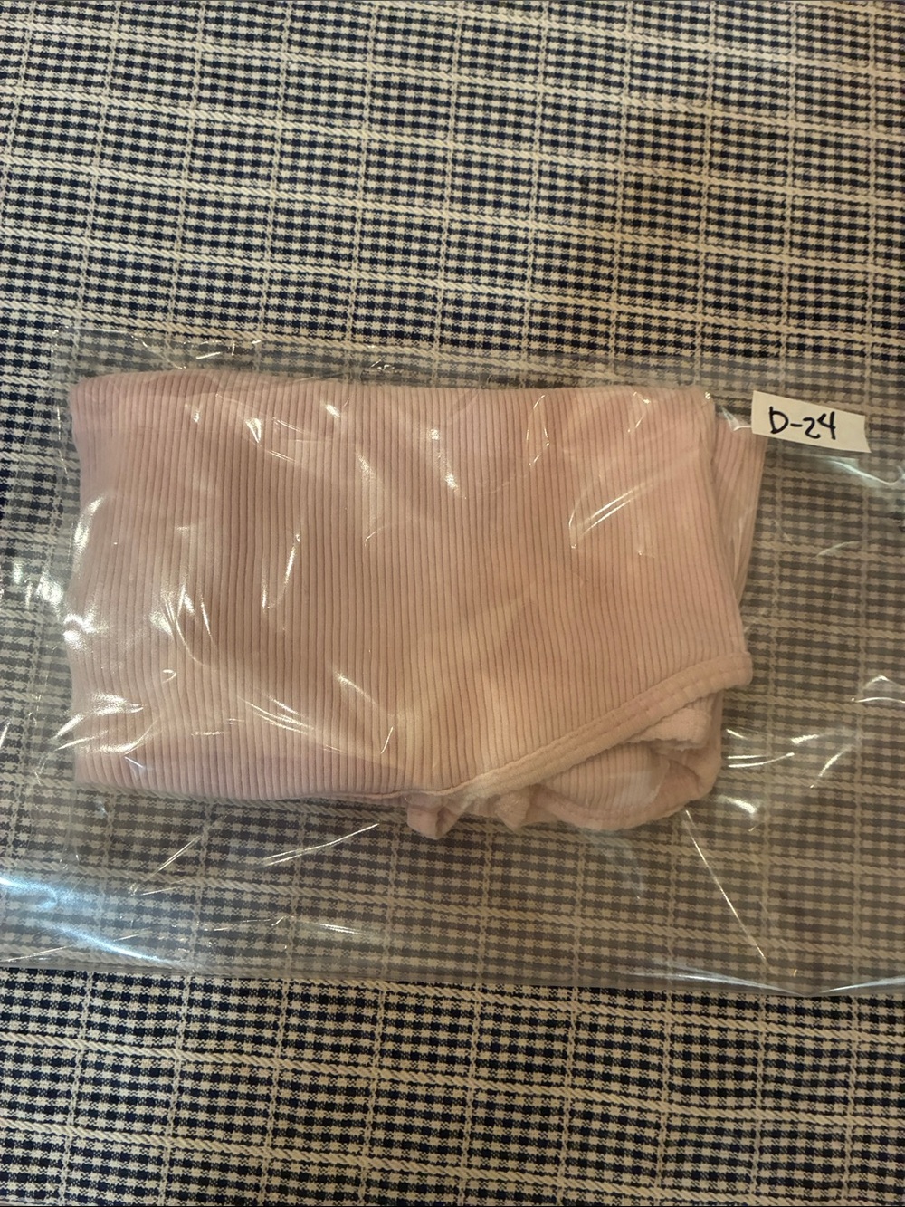 Nike Light Pink Ribbed Crop Top - Picture 5 of 5